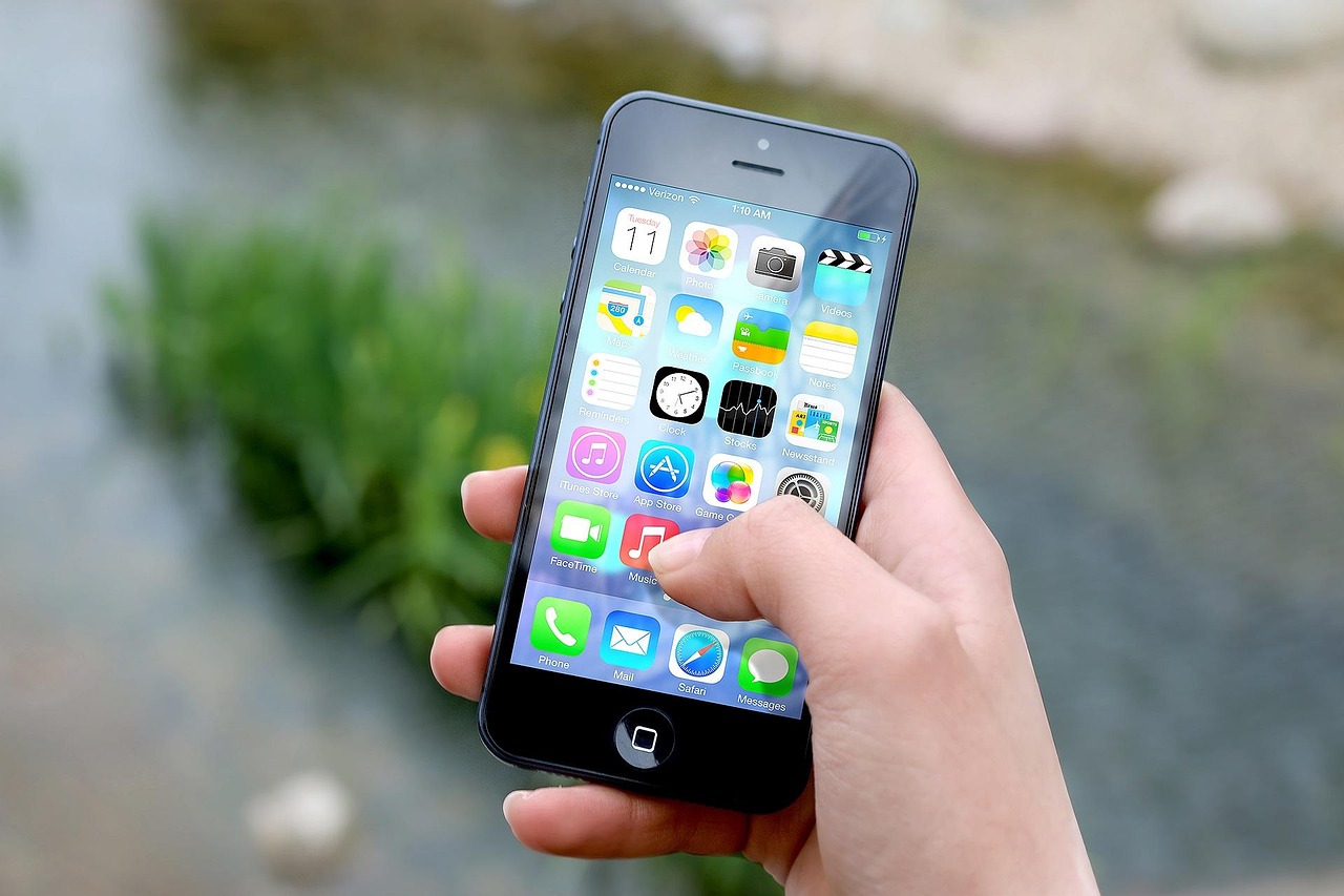 Apple Makes Parental Controls Automatic on New iPhones